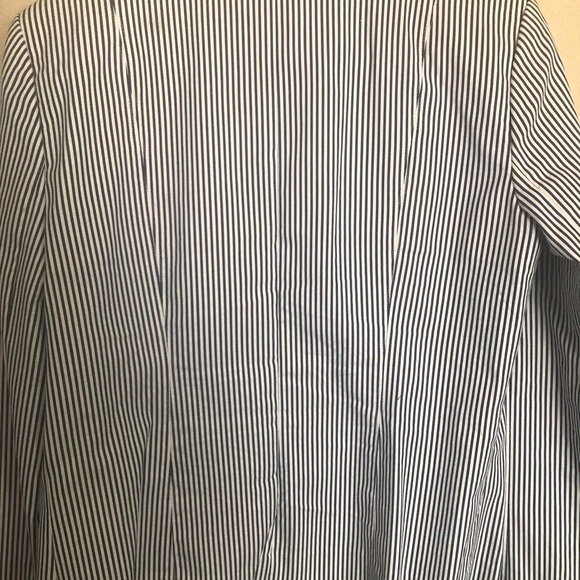 Beautiful blazer - Picture 6 of 10